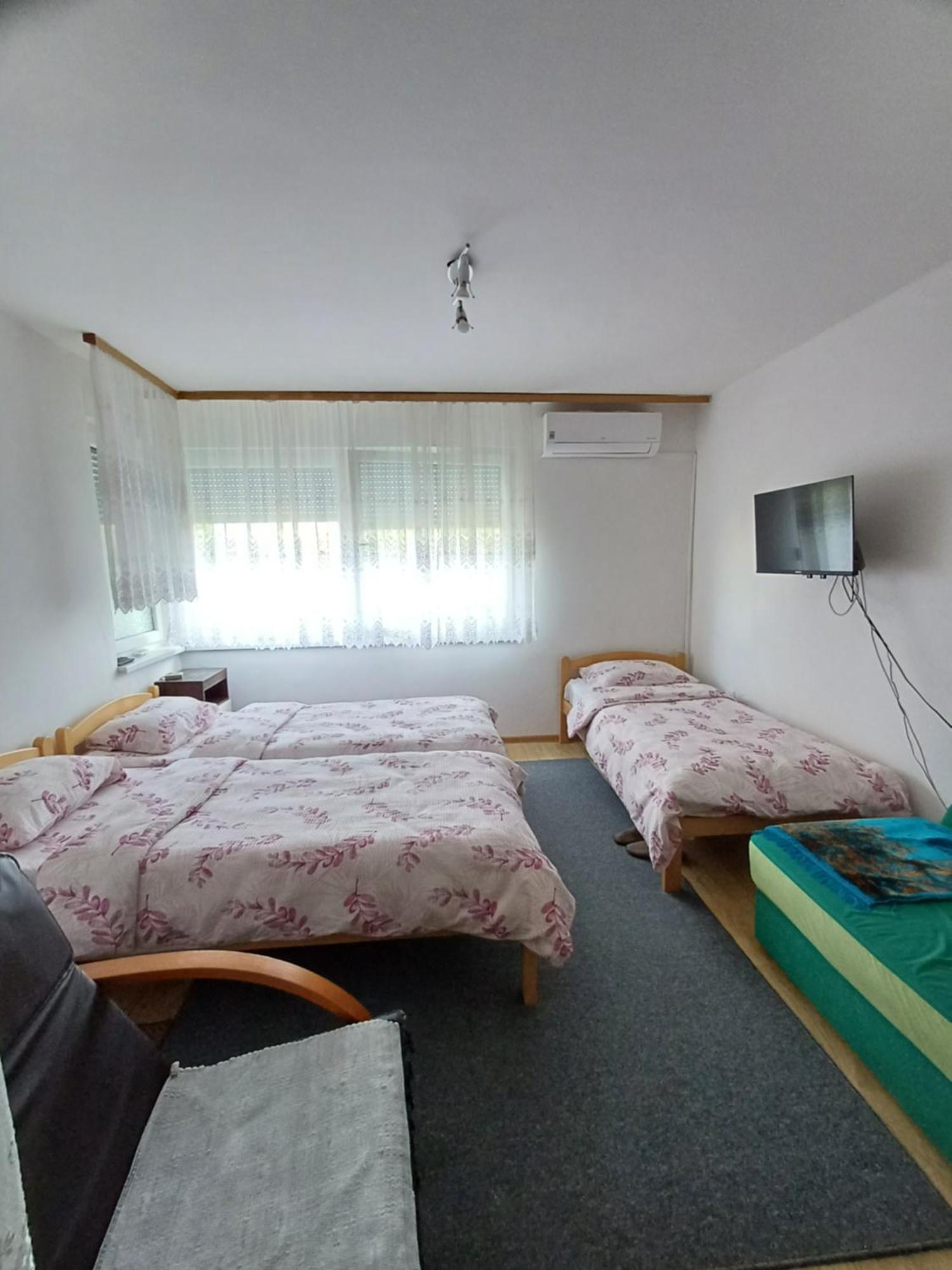 Apartments Lela Bihać Εξωτερικό φωτογραφία